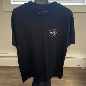 Pre owned RVCS mens large t shirt